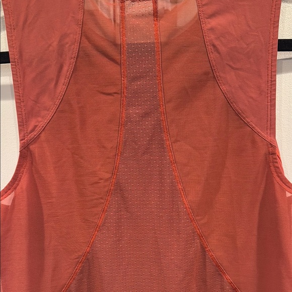 Lululemon Athletica Relaxed Red Sleeveless Tank Top - Picture 4 of 4